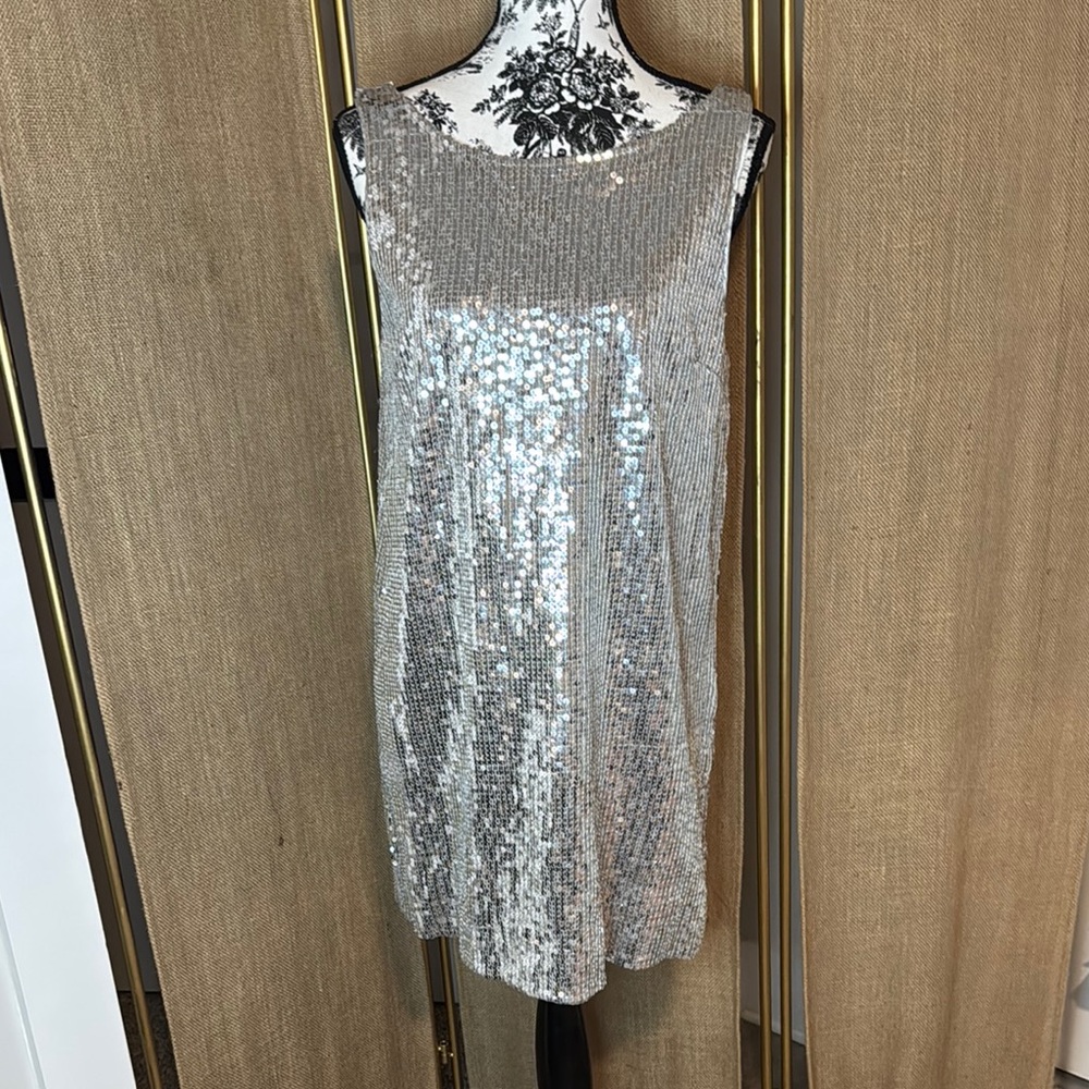 Free People sz 10 Silver Sequin Sleeveless Mini Shift Dress